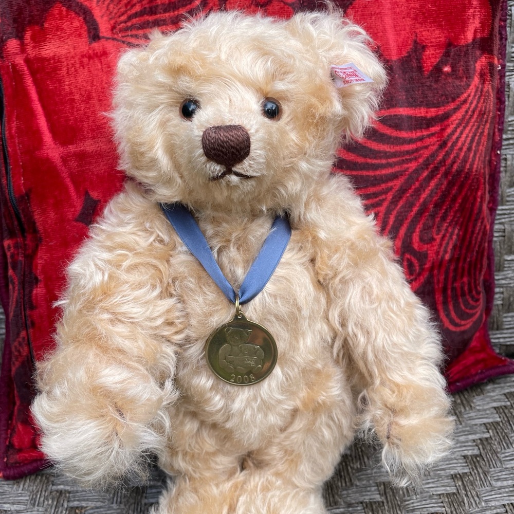 Steiff Danbury Mint 2008 Mohair 662621 Teddy Bear